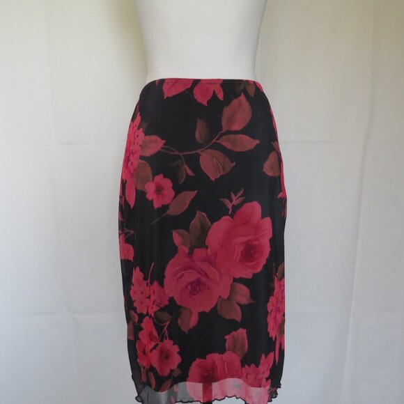IMI Women’s Girls Pink Black Floral Motif Top and Skirt 2 Pc Set size L - Picture 12 of 12